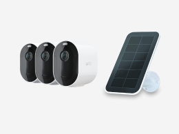 Arlo Pro 4 Spotlight Camera 3-pack + Solar Panel Charger